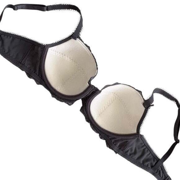 Frederick’s of Hollywood Gray Lace Underwire Bra 36C Rhinestone Heart Bling - Picture 6 of 6